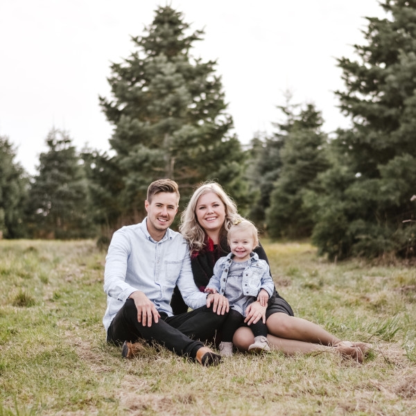 Daniel Vos with his family