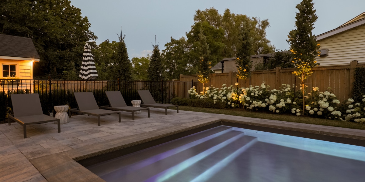 Pools & Water Features